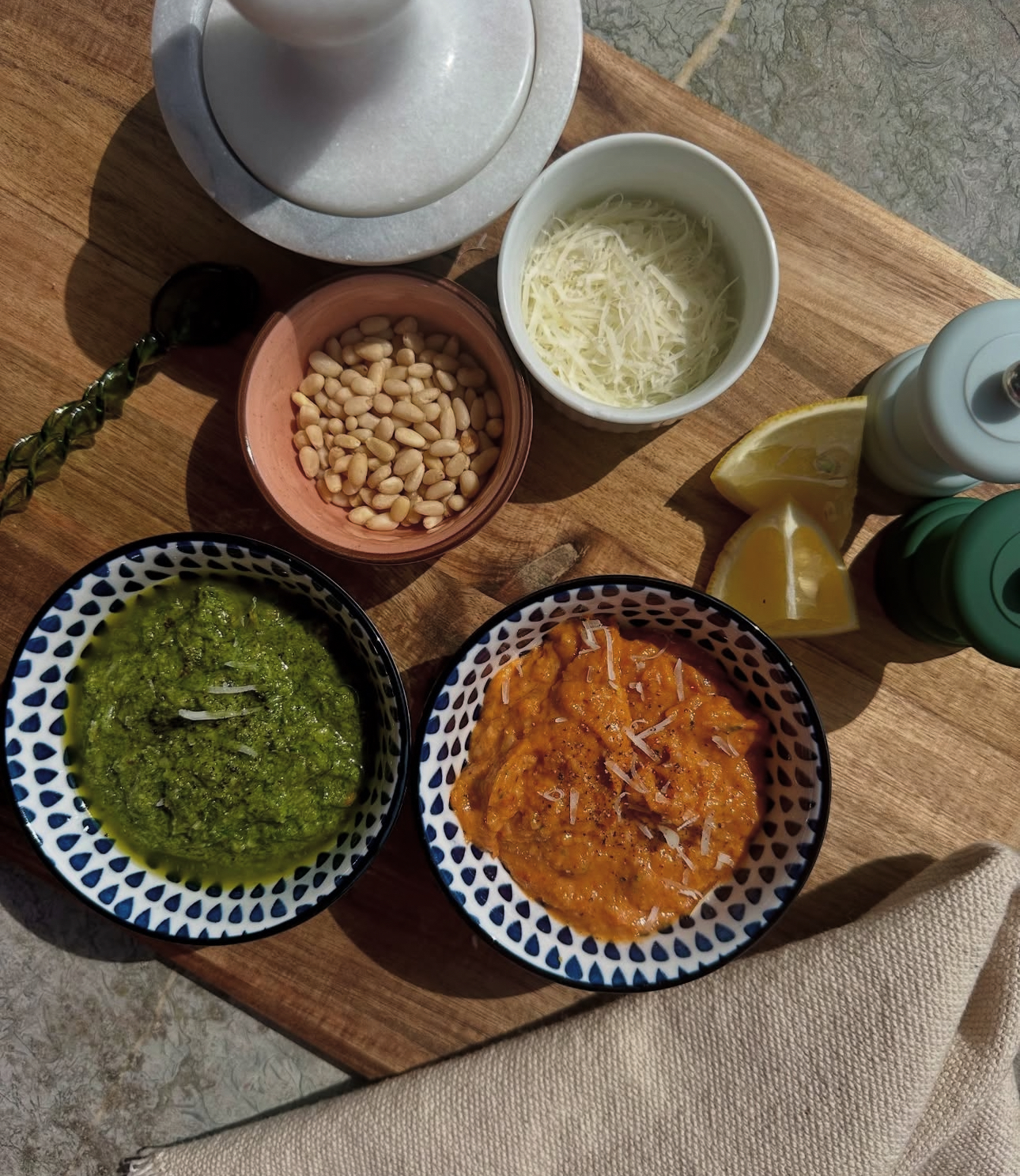 Groene en rode pesto (FODMAP-vriendelijk)