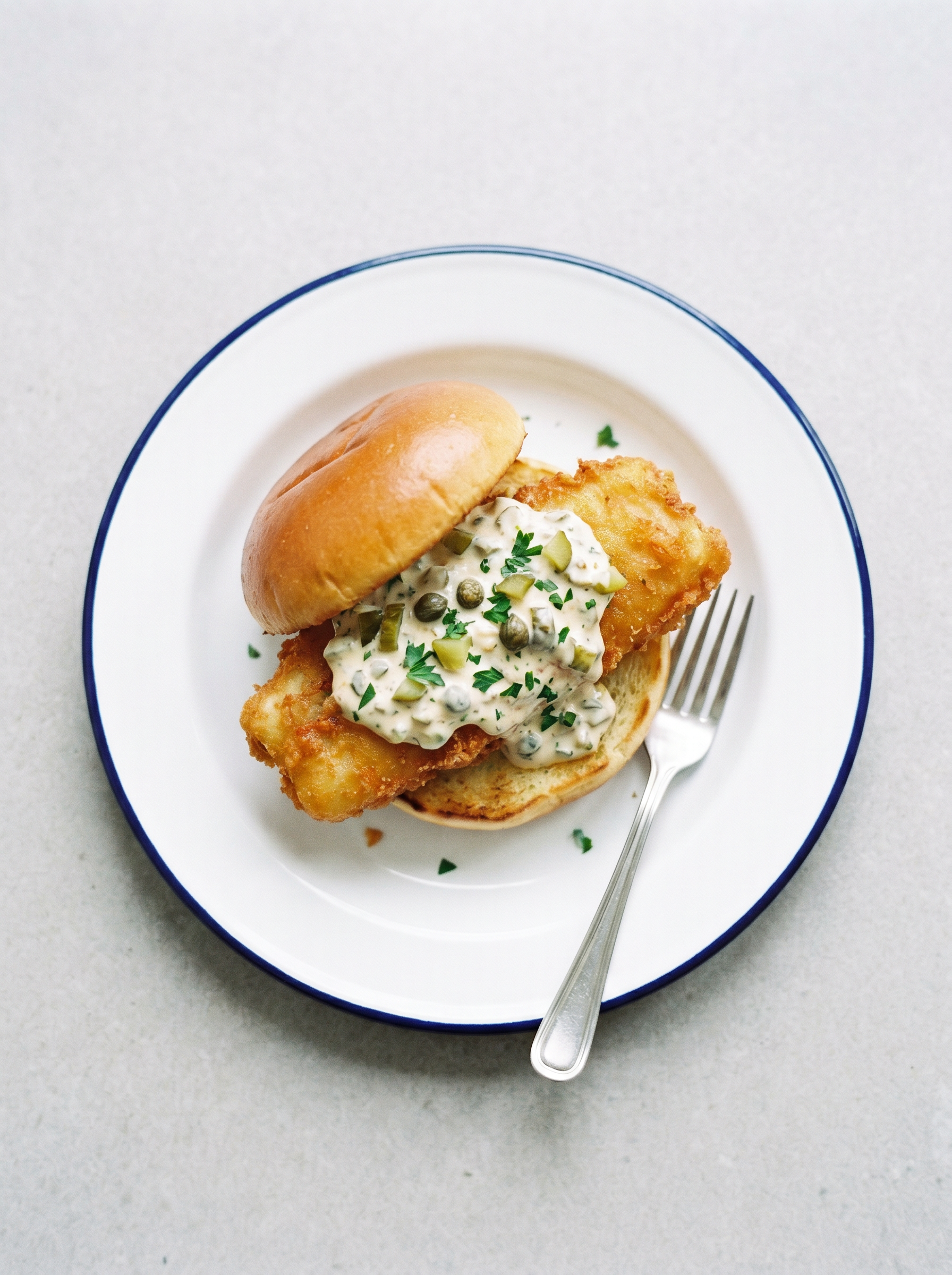 Fish burger met remoulade