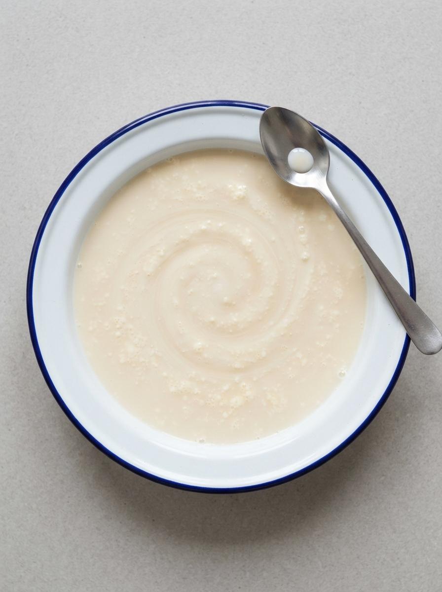 Vegan karnemelk voor in het beslag