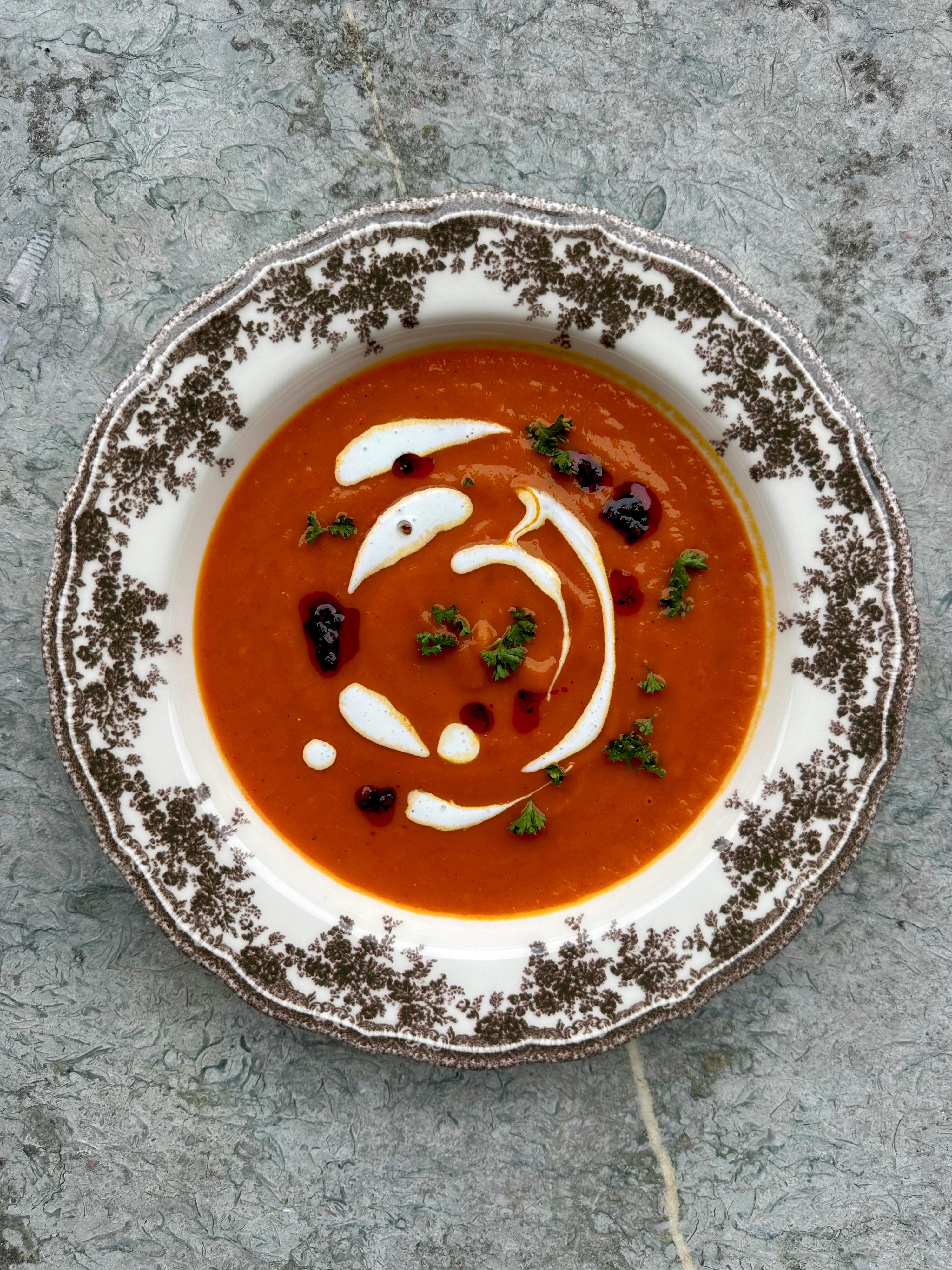 Pompoen-paprika soep met pit