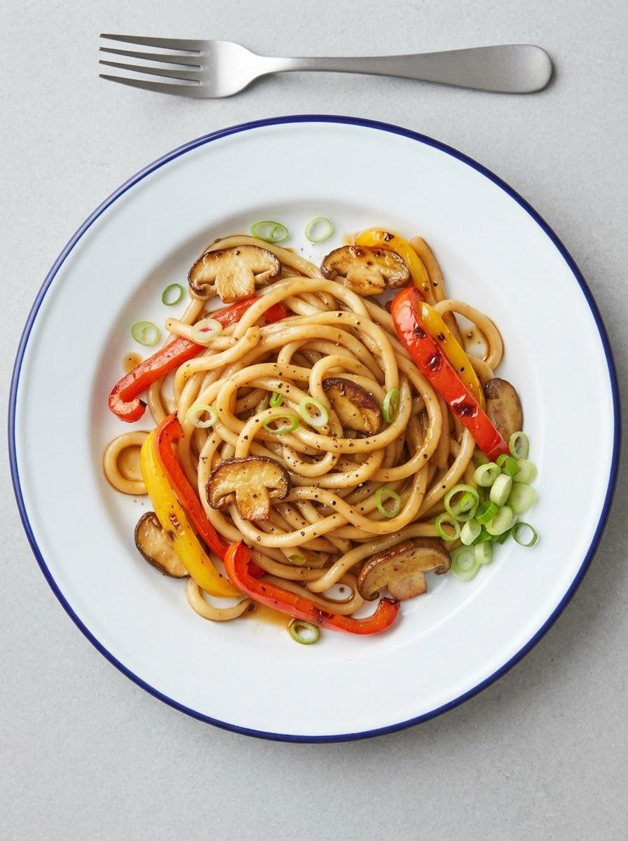 Vegetarische yaki udon