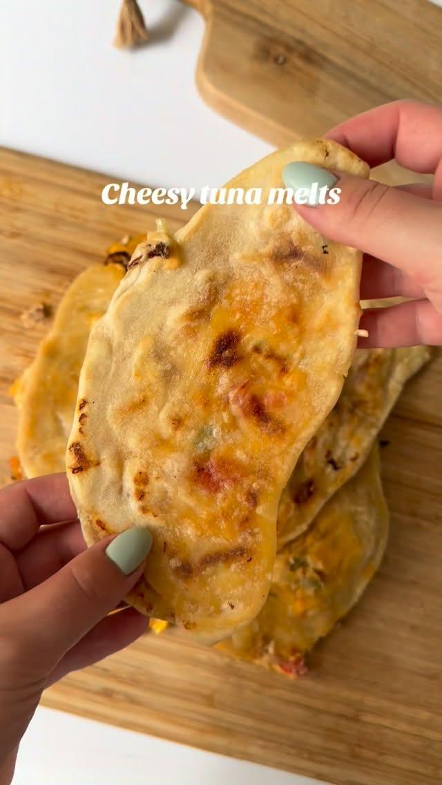 Cheesy Tuna Melts