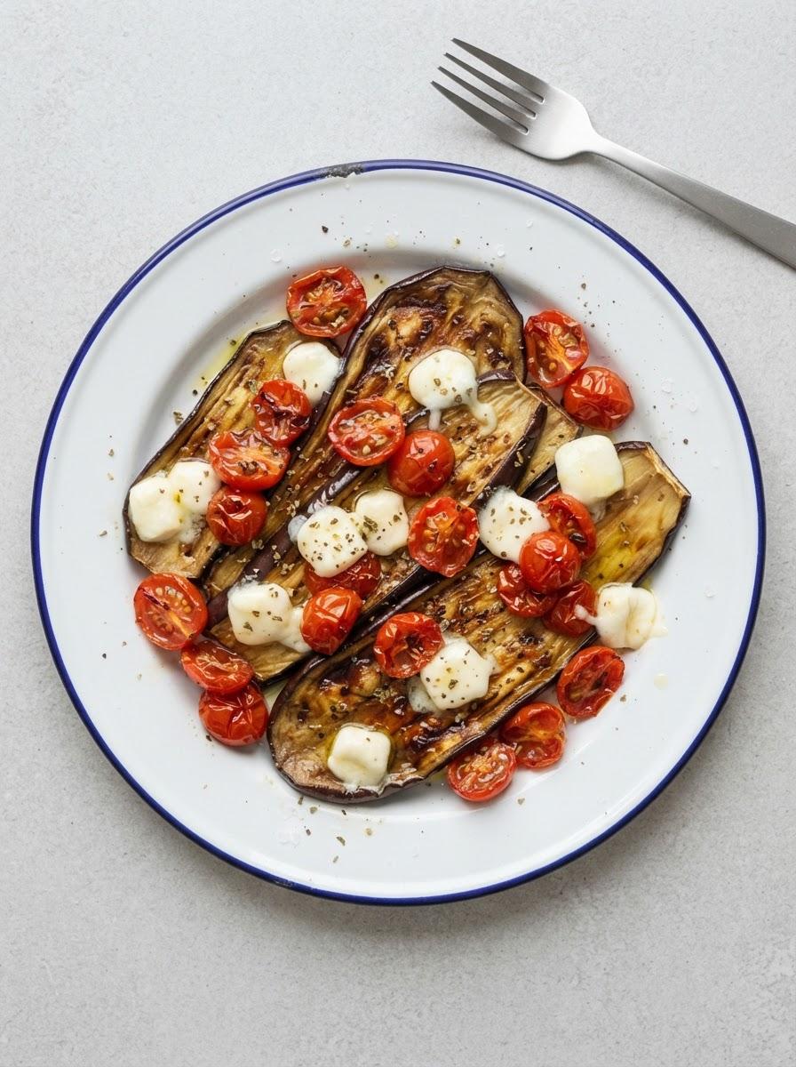 Snelle aubergine met tomaat en mozzarella