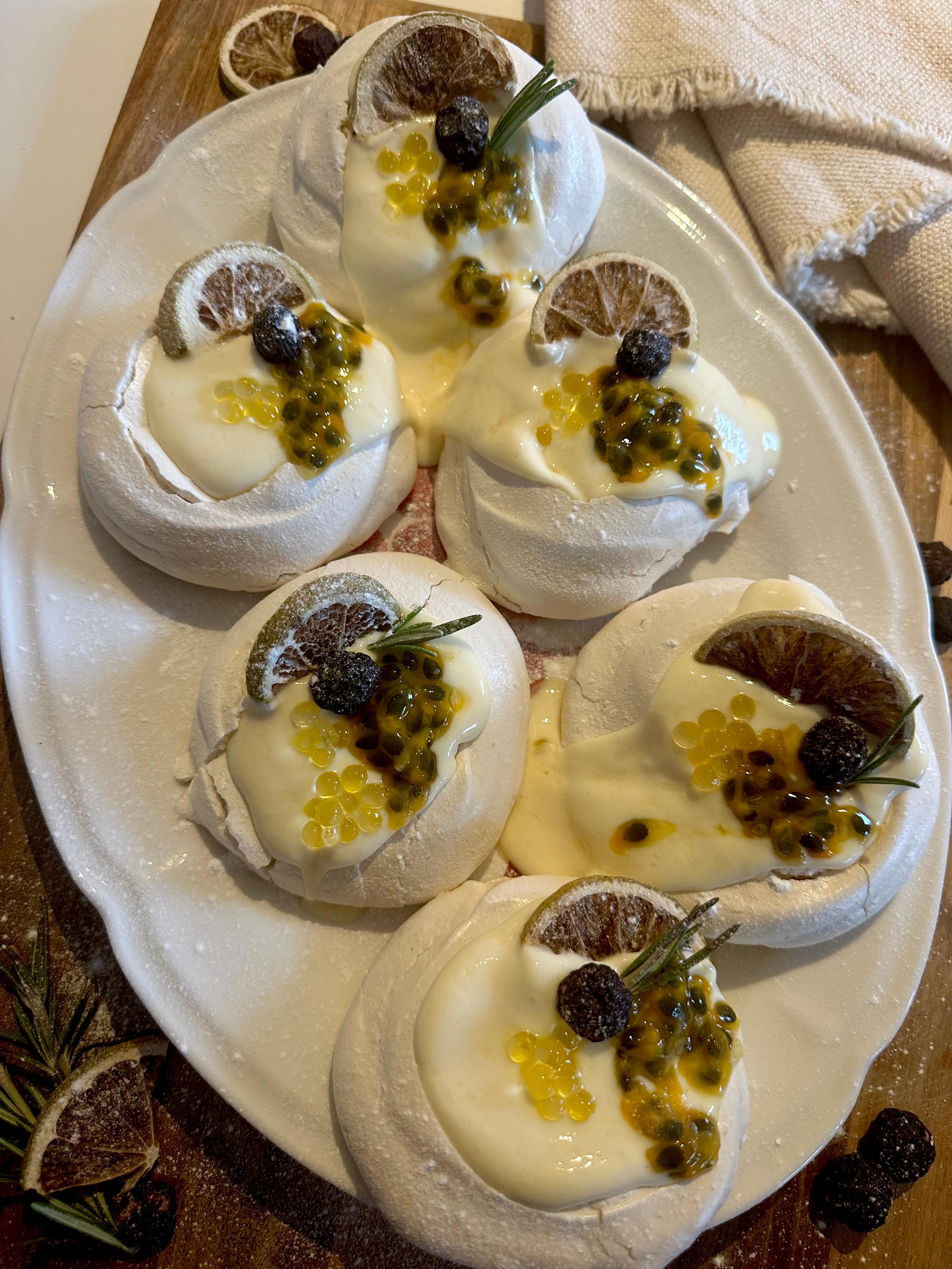 Mini pavlova’s met passievrucht