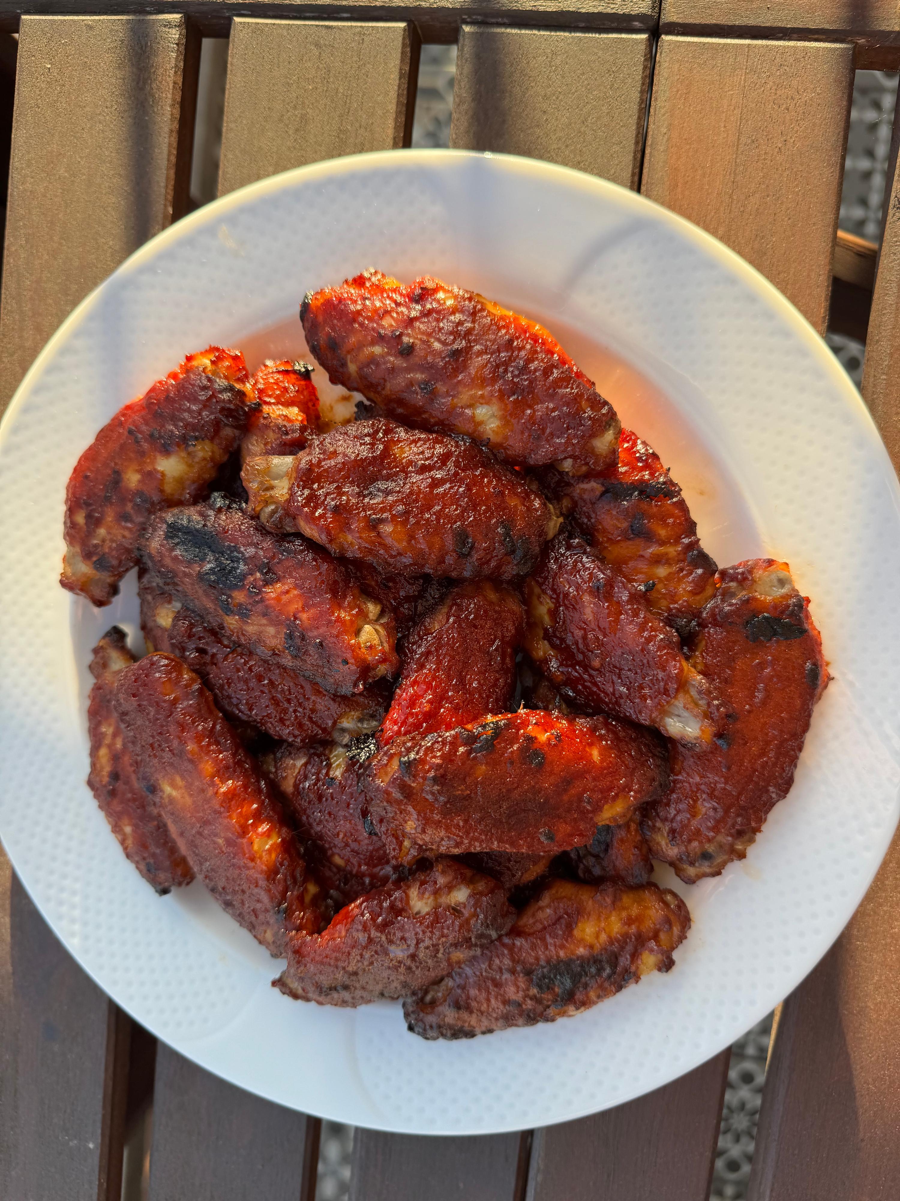 Sticky wings