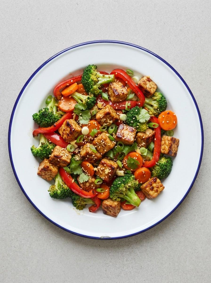 Eiwitrijke tempeh roerbak met groenten