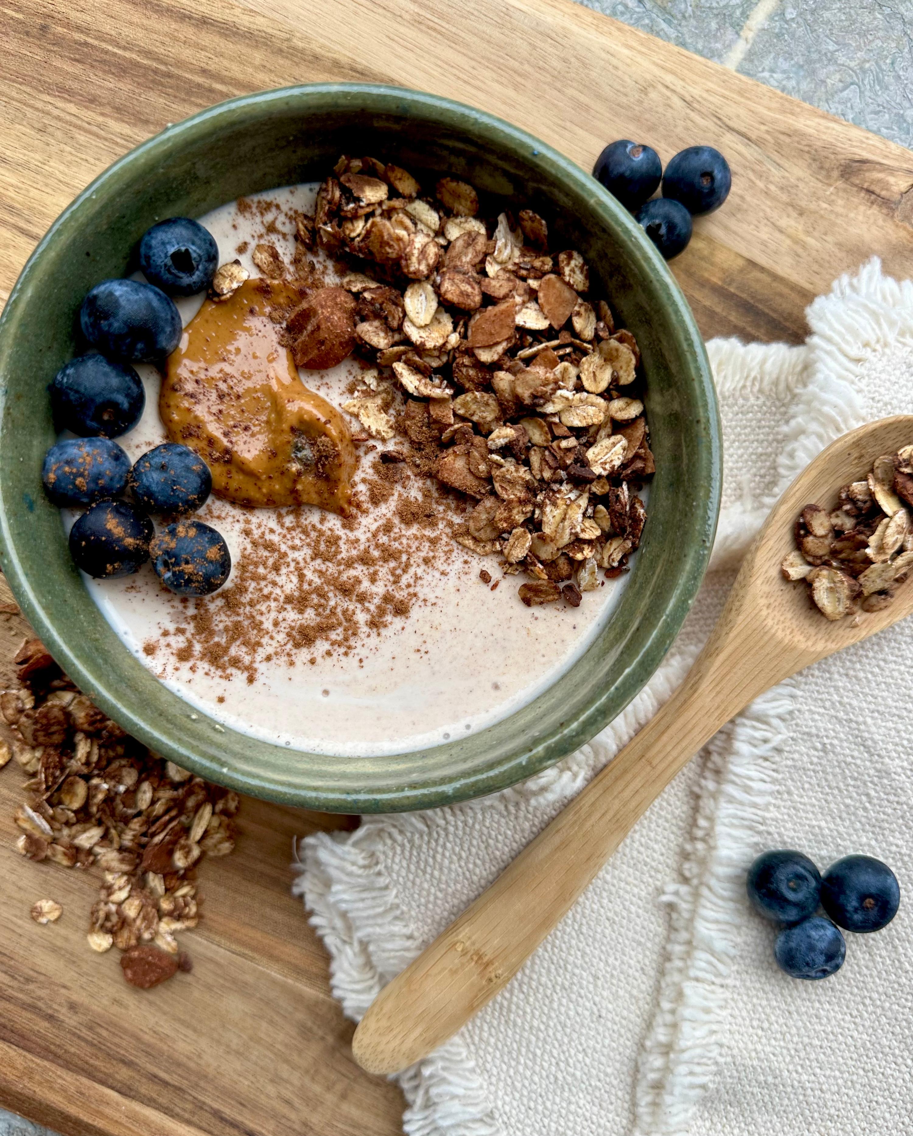 Herfstig kwarktaart-ontbijtje met pompoen en granola