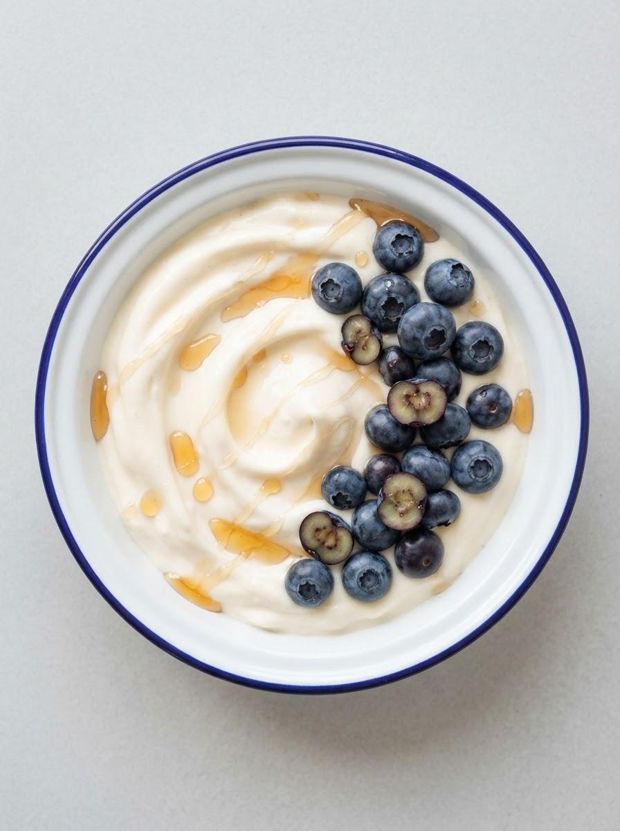 Eiwitrijke yoghurt met eiwitpoeder