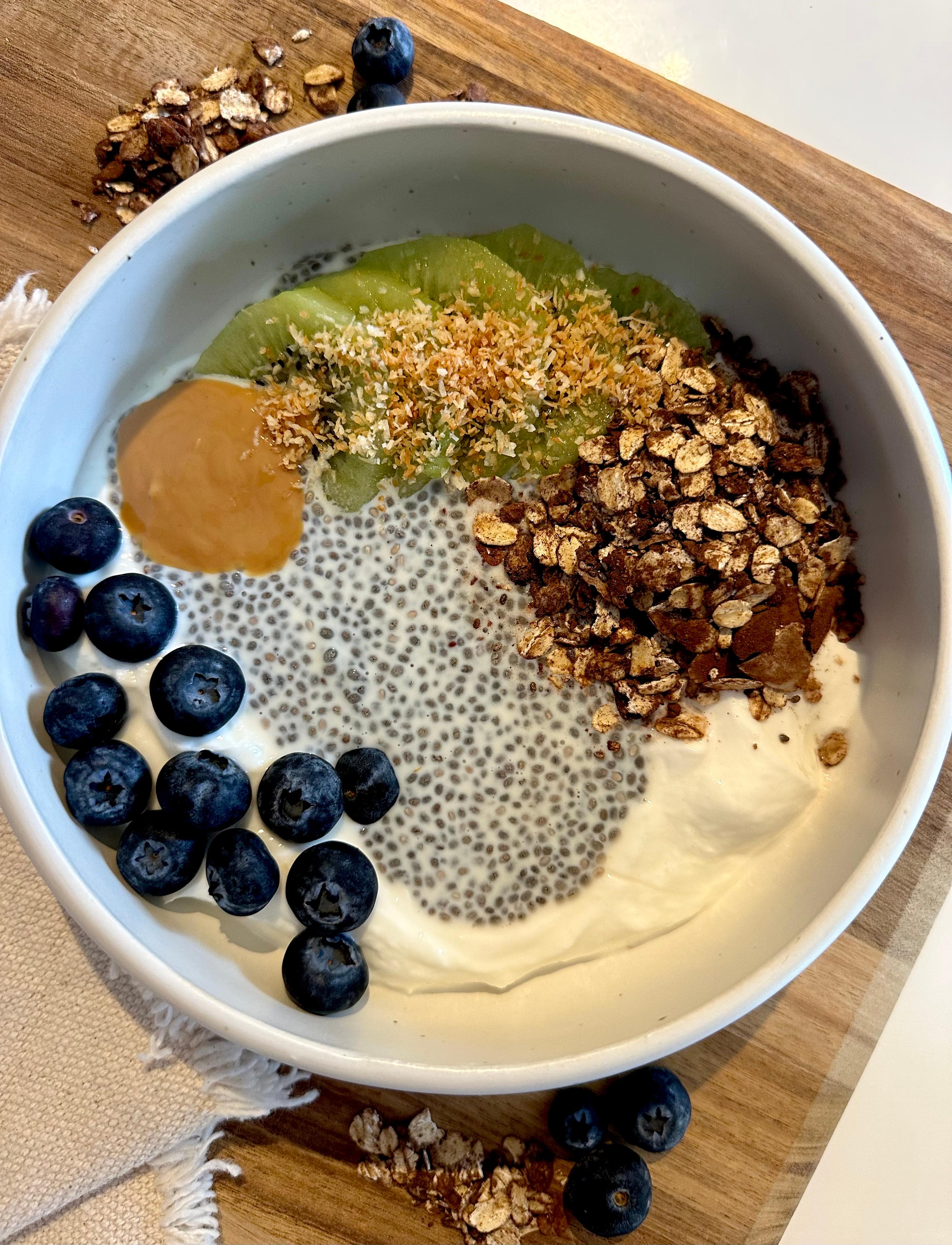 Kiwi–Chiapudding Bowl