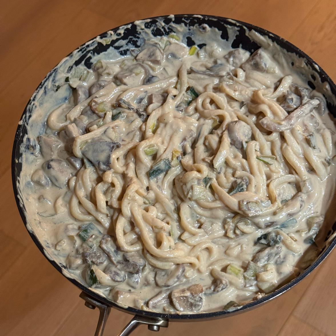 Creamy mushroom udon noodles